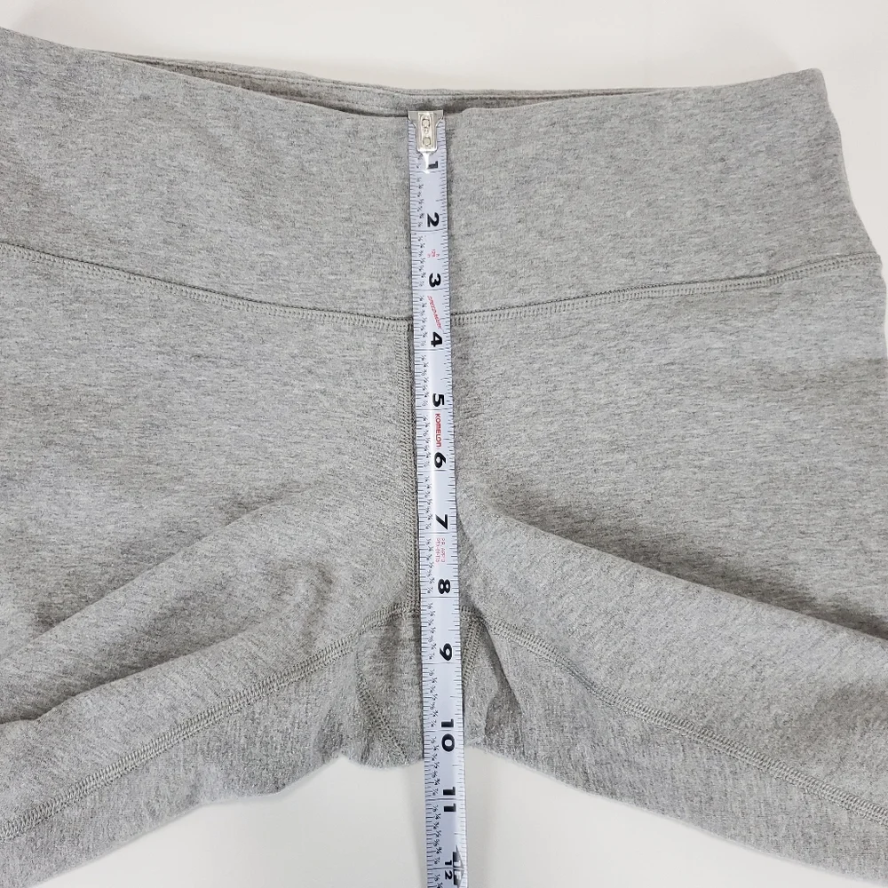 Lululemon Grey Ruched Back Cropped Leggings